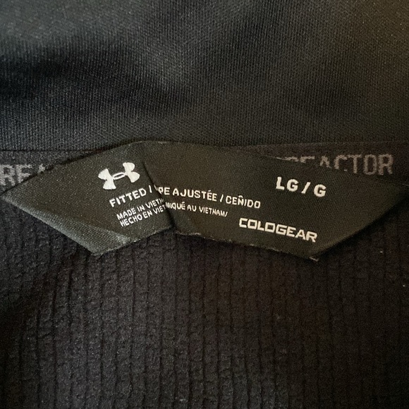 Under Armour Pullover - Picture 2 of 3